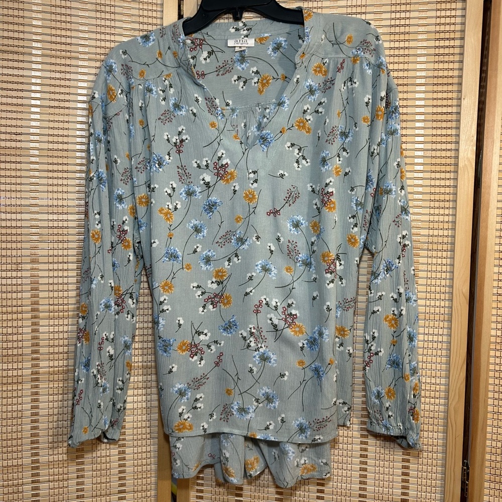 Green Floral Blouse